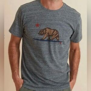 Marine Layer Surfing Bear Tee Size Small